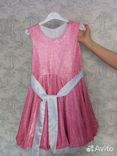 Праздничное платье для девочки