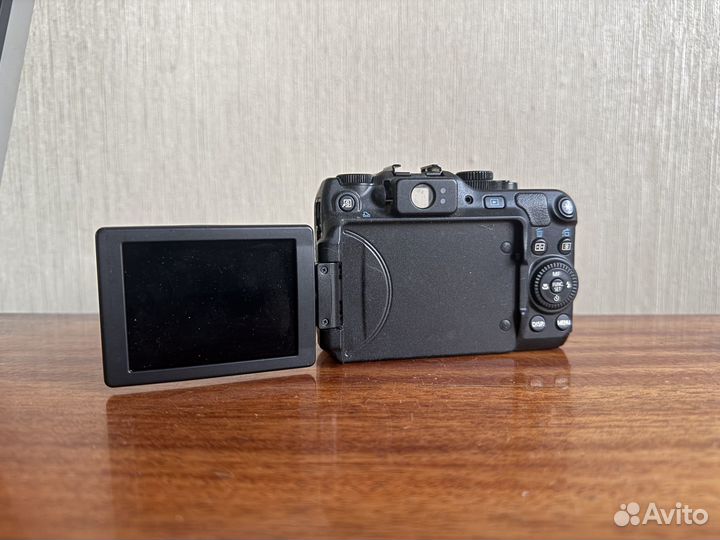 На ремонт и запчасти Canon G12