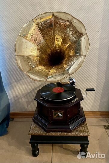 Граммофон His master's voice деревянный