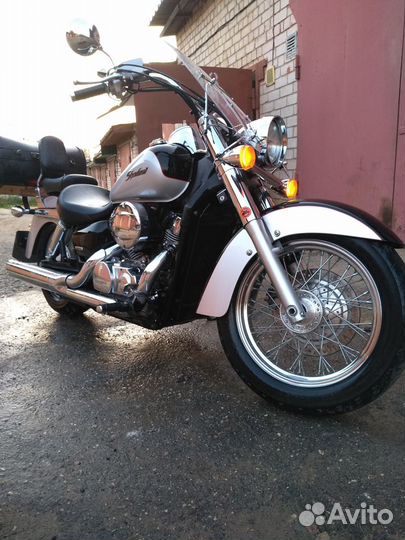 Хонда VT750