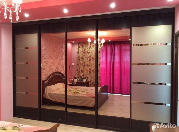 Стенка в гостиную