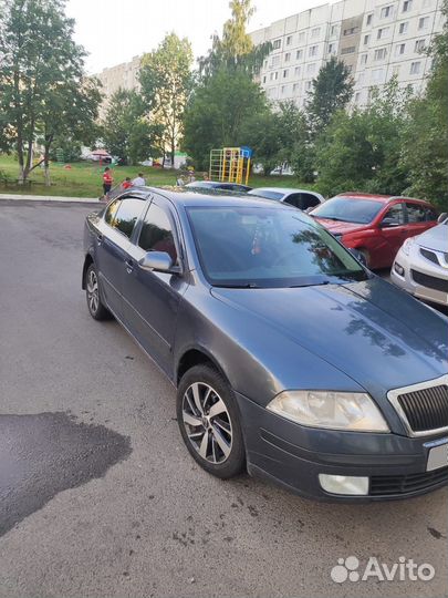 Skoda Octavia 1.6 AT, 2008, 370 000 км