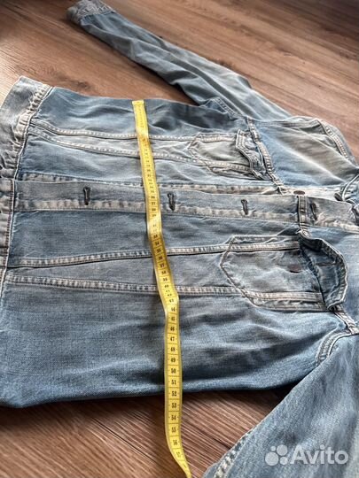 Джинсовая куртка levis