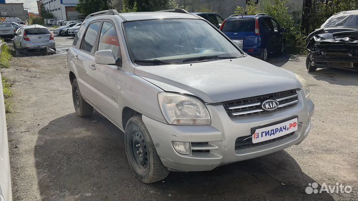 Дверь багажника Kia Sportage (KM) 73700-1F070