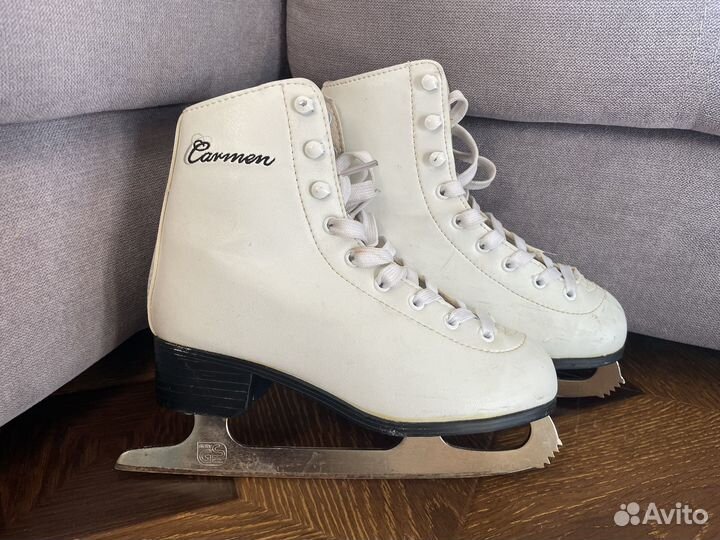 Коньки фигурные 33 размера