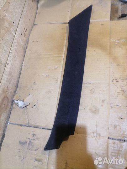 Обшивка стойки Mercedes-Benz C-класс