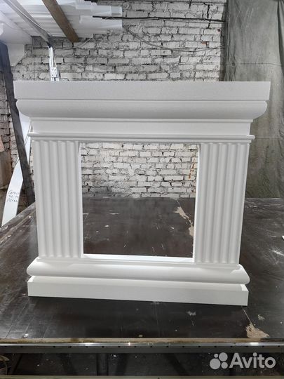 Декоративный камин из качественного пенопласта