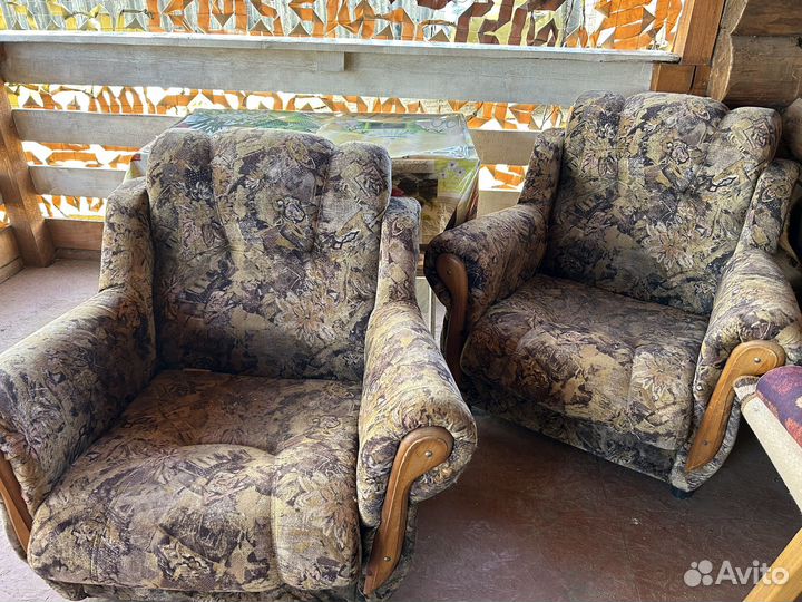 Отдам 2 кресла