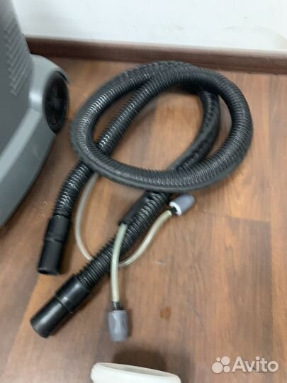 Пылесос Karcher puzzi