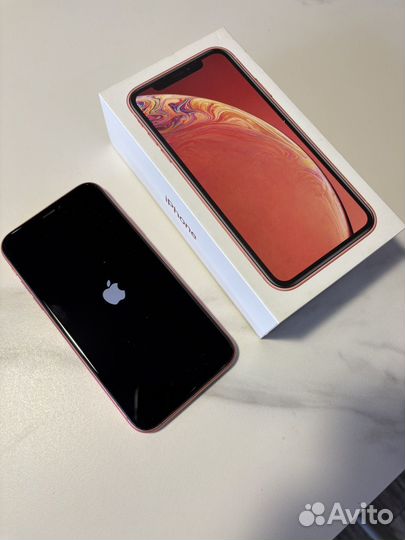 iPhone Xr, 64 ГБ