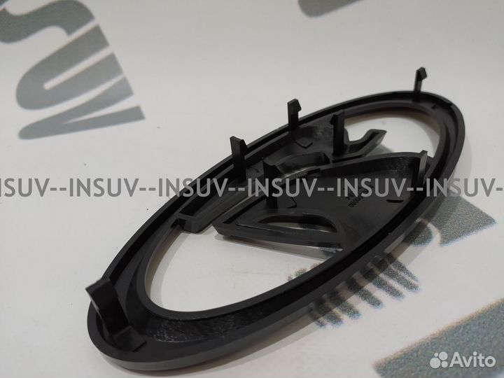 Эмблема LADA на решетку радиатор Урбан.черн.глянец