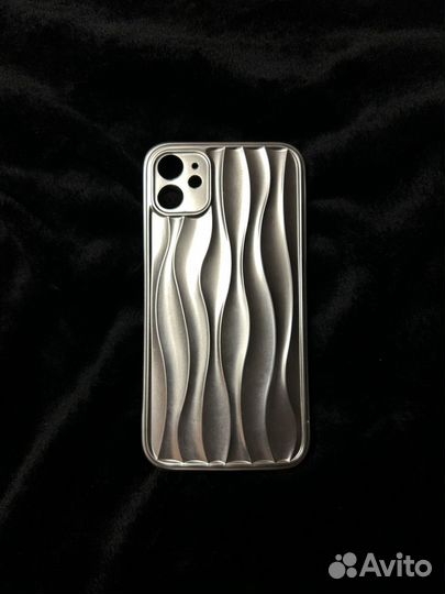 Чехол на iPhone 11