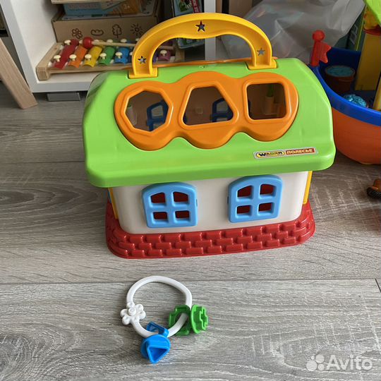 Детские развивающие игрушки