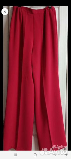 Нарядный брючный костюм