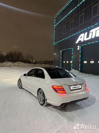 Mercedes-Benz C-класс 1.8 AT, 2012, 215 000 км