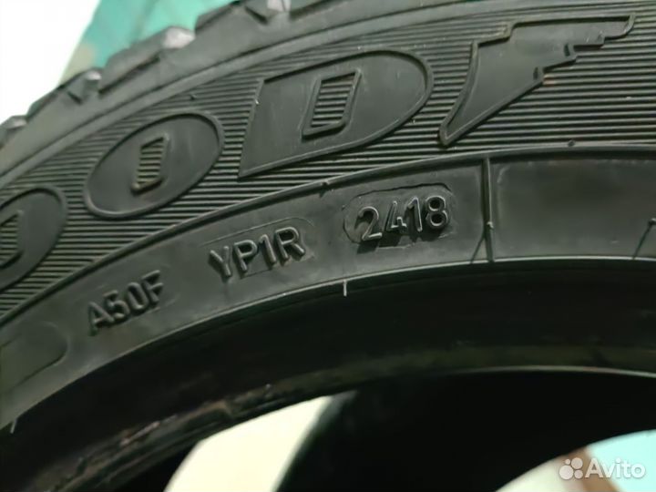 Goodyear Ultragrip 600 205/55 R16 94T