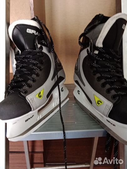 Коньки хоккейные детские размер 37