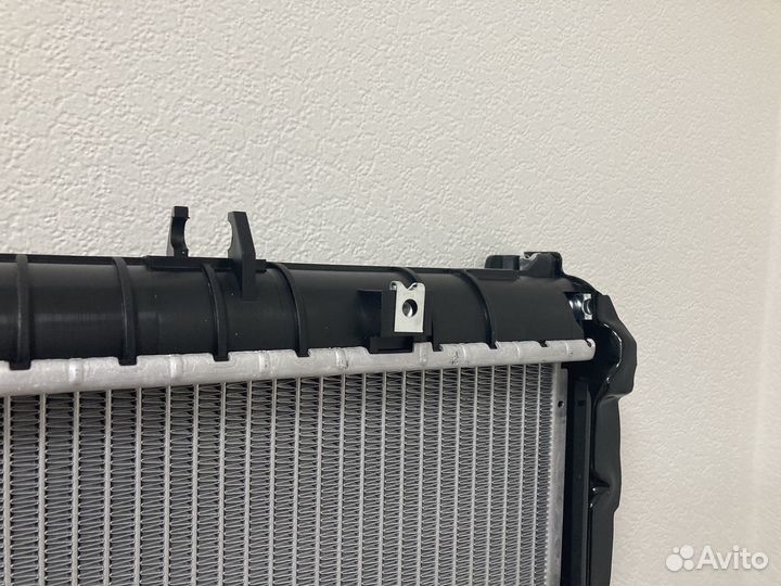 Радиатор охлаждения Тойота Лэнд Крузер 80 HD/HZ 90