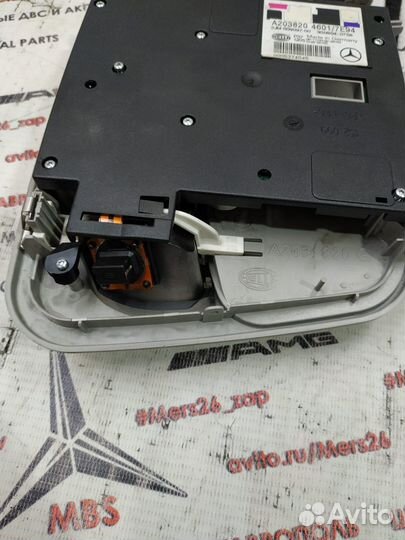 Плафон w203 Mercedes передний