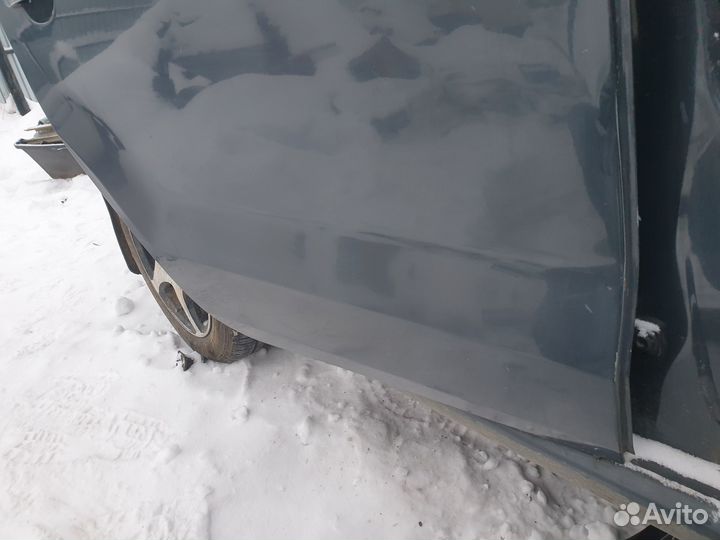 Дверь задняя правая Vw Polo Sedan LI7F серая ориги