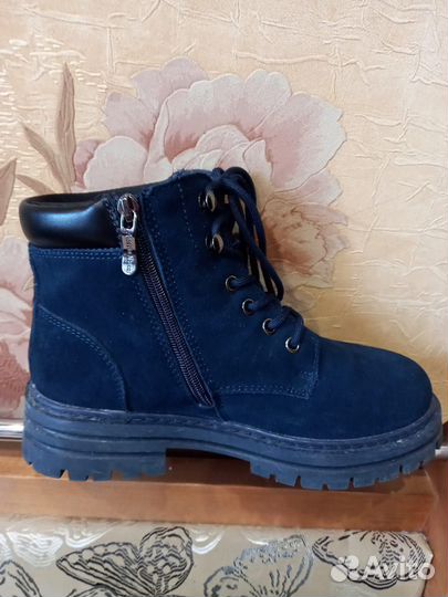 Ботинки женские