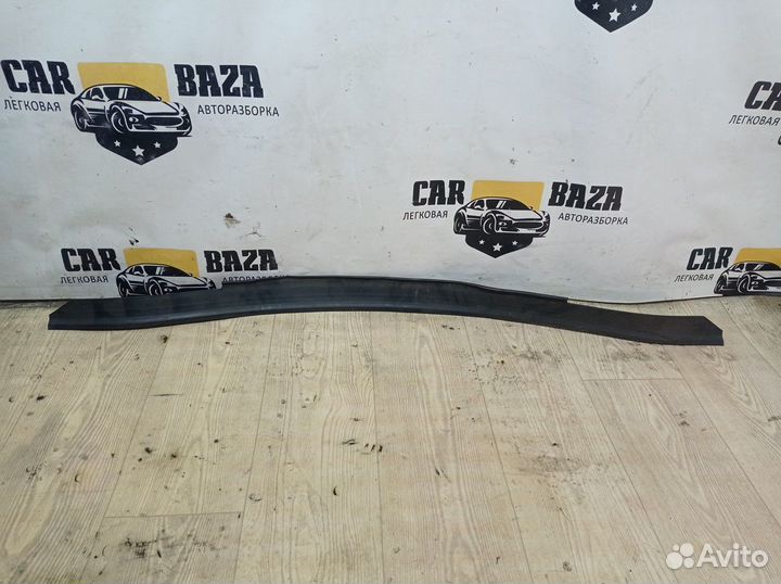 Уплотнитель жабо Land Rover Range Rover IV