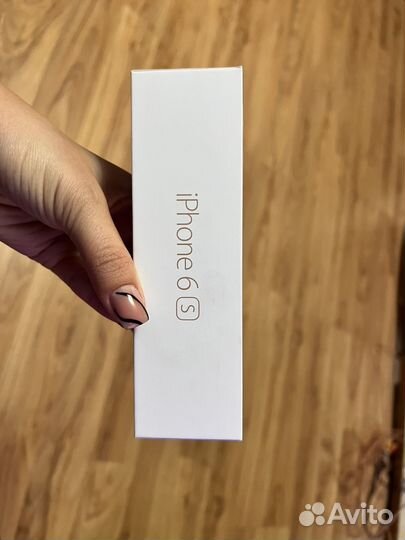 Коробка от iPhone 6s