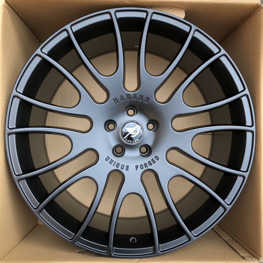 Литые диски Audi 10×R22 5×112