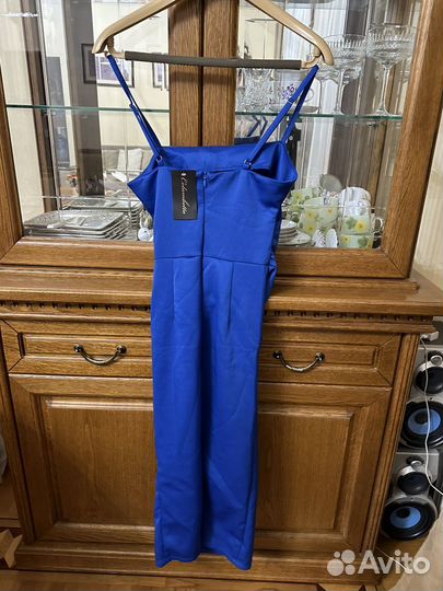 Платье вечернее