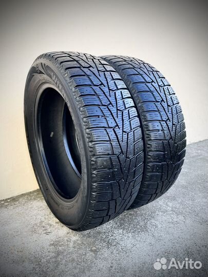 Roadstone Winguard WinSpike 215/60 R17 100T