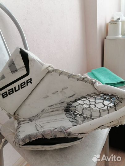 Вратарская хоккейная форма