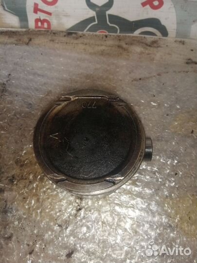 Поршень Renault Megan 2, 2.0, F4R