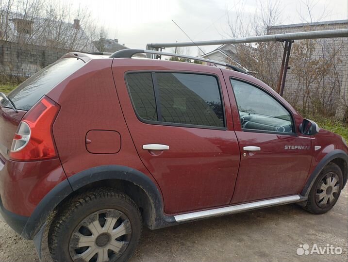 Renault Sandero Stepway 1.6 МТ, 2012, 172 000 км