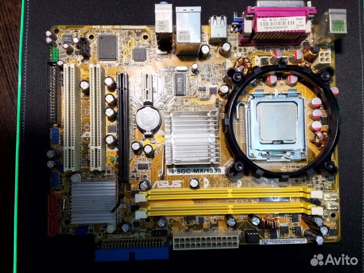 Материнская плата с процессором
