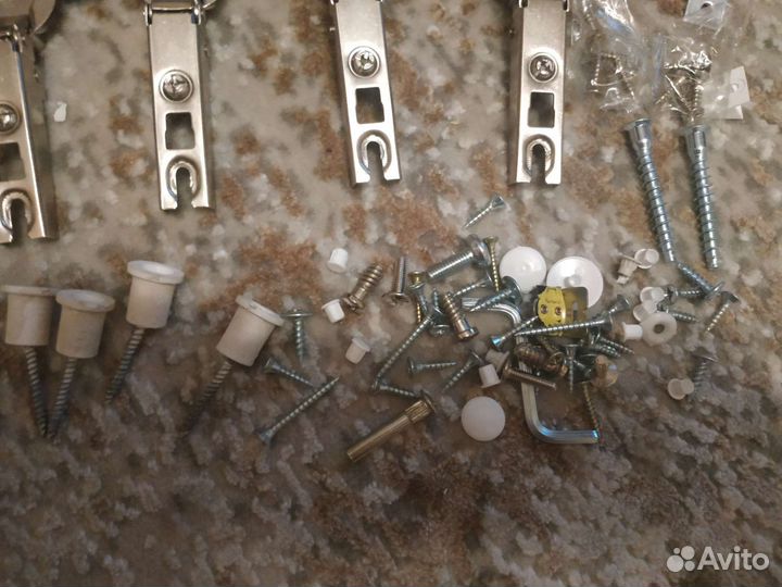 Мебельная фурнитура