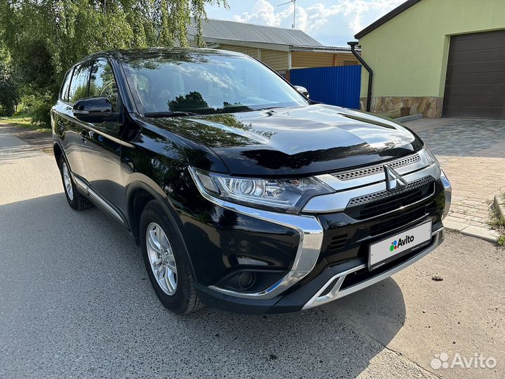 Mitsubishi Outlander, 2019