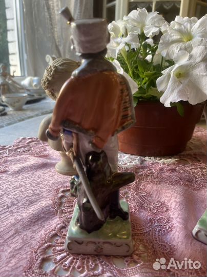 Фарфоровые статуэтки фигурки