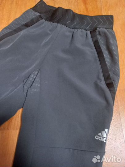 Спортивные штаны adidas 116