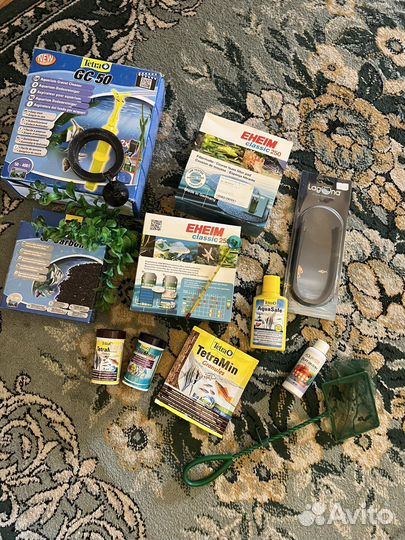 Аквариум с тумбой бу и оборудование