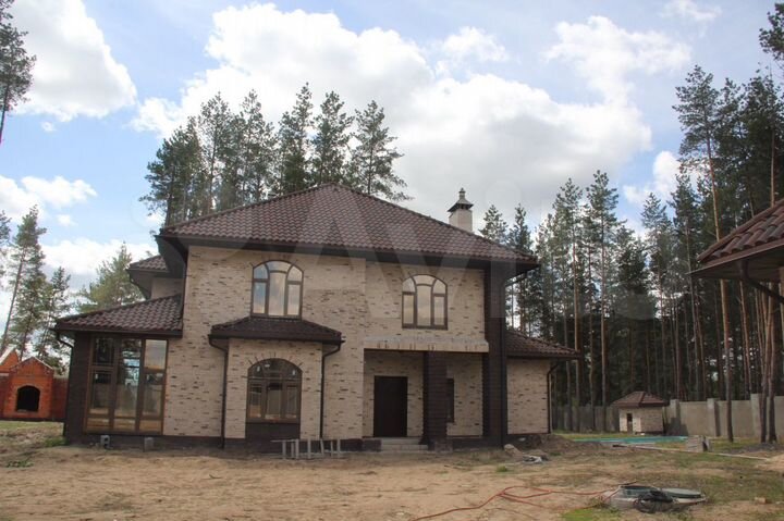 Коттедж 240 м² на участке 50 сот.