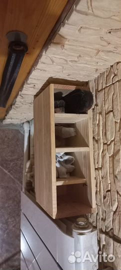 Полка для обувных щеток