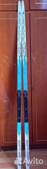 Продаю лыжи и лыжные ботинки