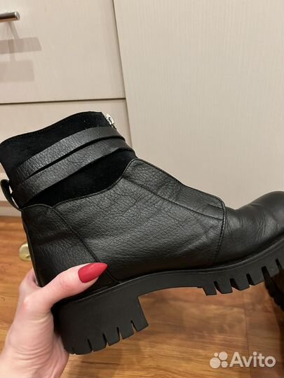 Полусапожки женские Arseko 40 размера