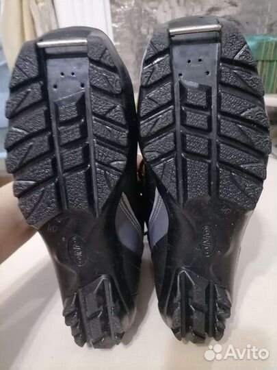 Лыжные ботинки новые 40 размер
