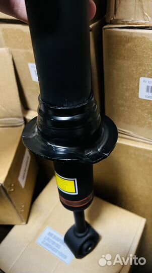 Задний амортизатор Chevrolet Tahoe