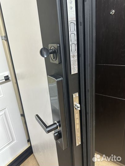 Дверь 960*2050 правые петли