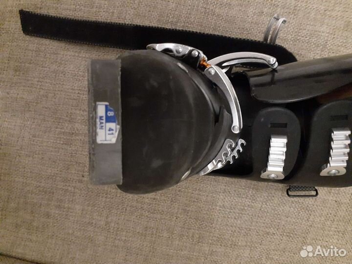 Горнолыжные ботинки lange