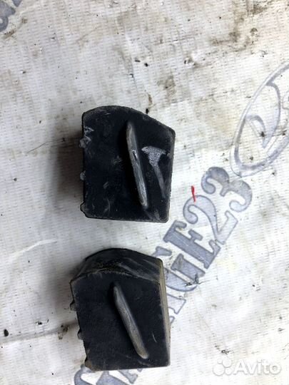 Демпфер бардачка Volkswagen Polo 5