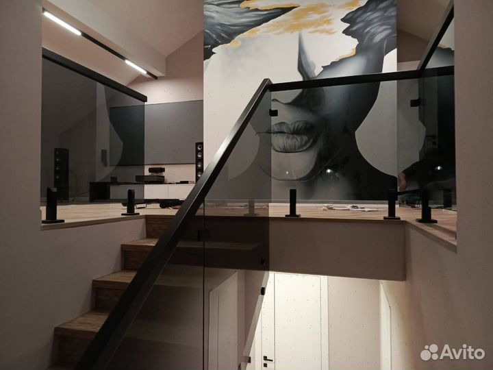 Стеклянные перила для лестниц