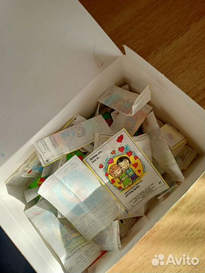 Вкладыши от жвачек love is